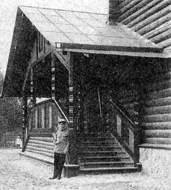V.P. Alyshkov near the buiding of the Church of the Kazan Icon of the Mother of God in Vyritsa Town. Photograph of 1914