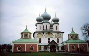 Тихвинский Успенский монастырь . Собор Успения Пресвятой Богородицы